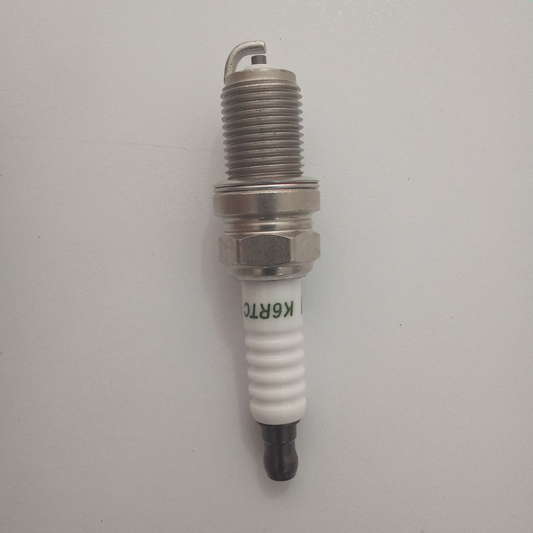 شمع خودرو مدل ایساکو مناسب برای پژو 405 و پارس بسته 4 عددی