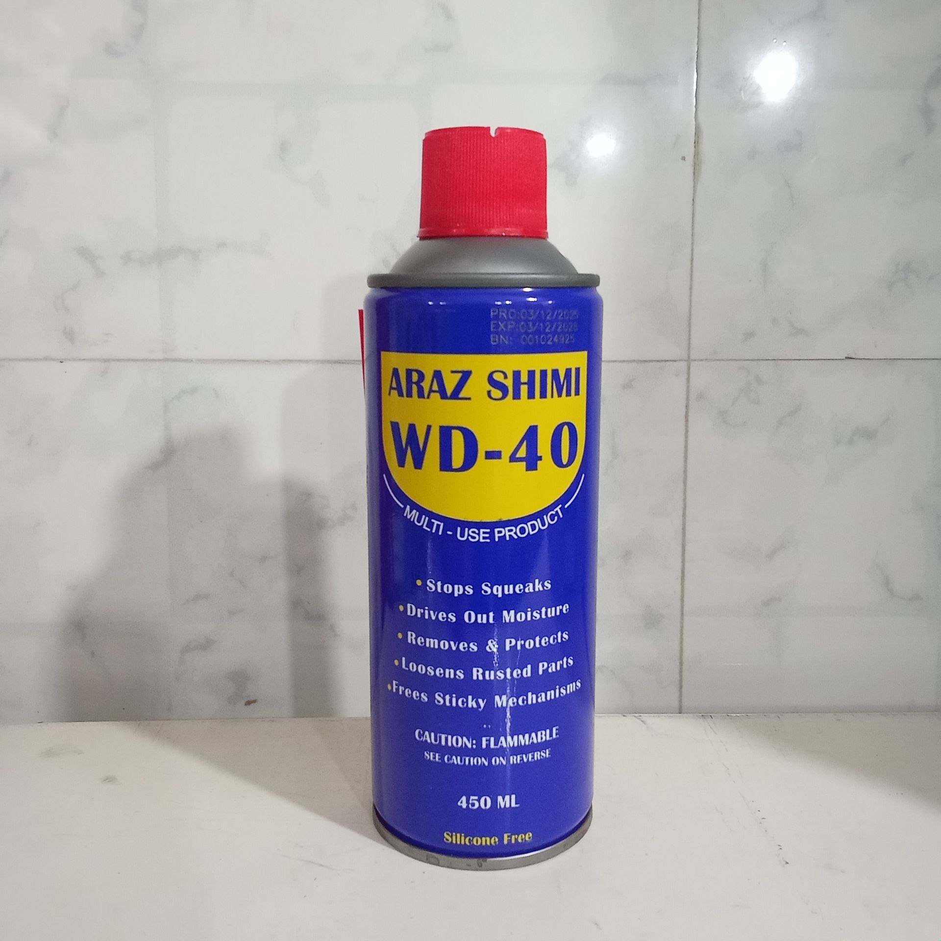 اسپری روان کننده  ( WD 40 )  خودرو آراز شیمی  حجم 450 میلی لیتر بسته 12 عددی